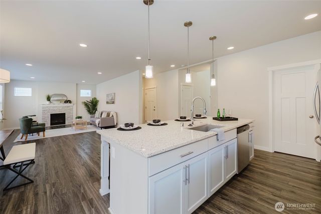 2074 NW Winterset Lane, Silverdale, WA 98383