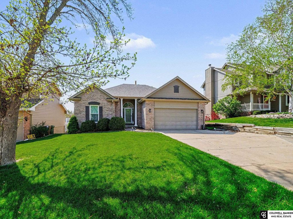 13312 S 28th Street, Bellevue, NE 68123
