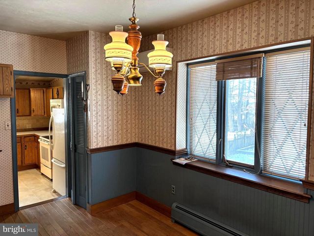 404 N MAIN ST, Red Lion, PA 17356