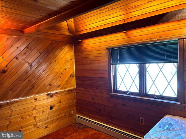 404 N MAIN ST, Red Lion, PA 17356