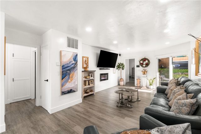 4625 73rd, La Mesa, CA 91942