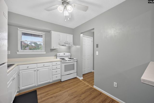 332 Edgewater Lane, West Columbia, SC 29169