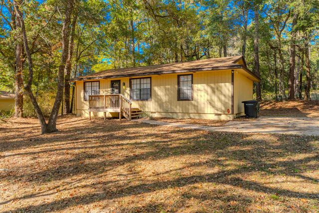 2424 Jolene Lane, Tallahassee, FL 32303