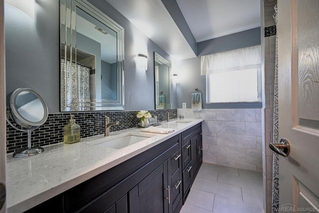 36244 Jeffrey Drives, Sterling Heights, MI 48310