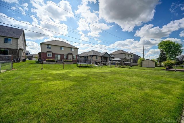 36244 Jeffrey Drives, Sterling Heights, MI 48310