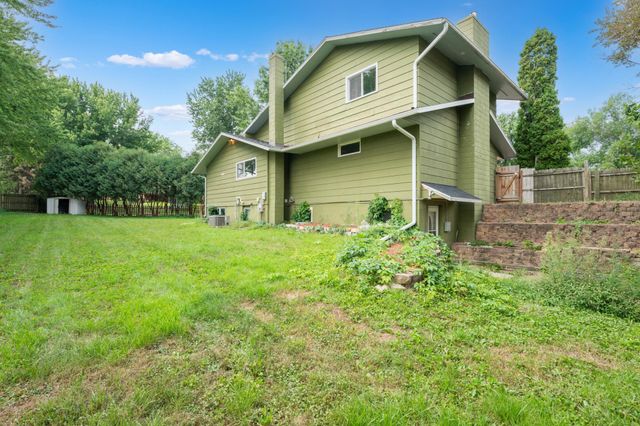 1304 Gage Court NW, Rochester, MN 55901