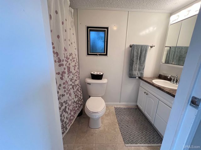 1401 N 23rd #9 Street, Escanaba, MI 49829