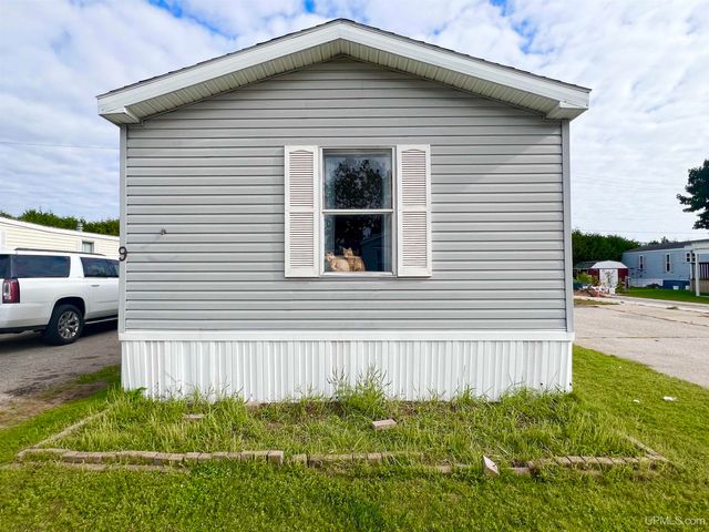 1401 N 23rd #9 Street, Escanaba, MI 49829