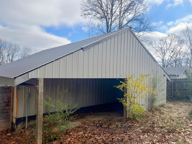 1139 Columbus Street, West Plains, MO 65775