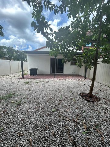 1231 THE 12TH FAIRWAY, Wellington, FL 33414