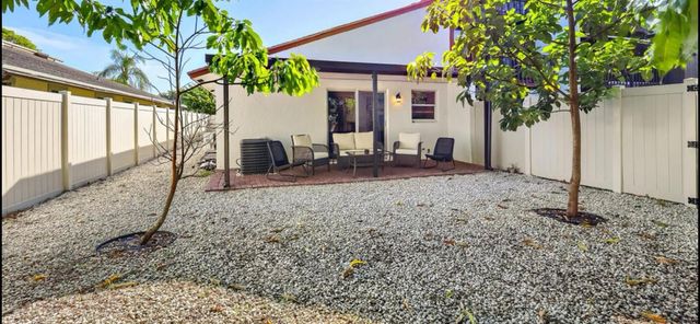 1231 THE 12TH FAIRWAY, Wellington, FL 33414