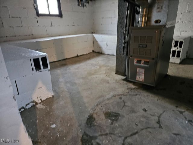 606 S 7th Street, Cambridge, OH 43725