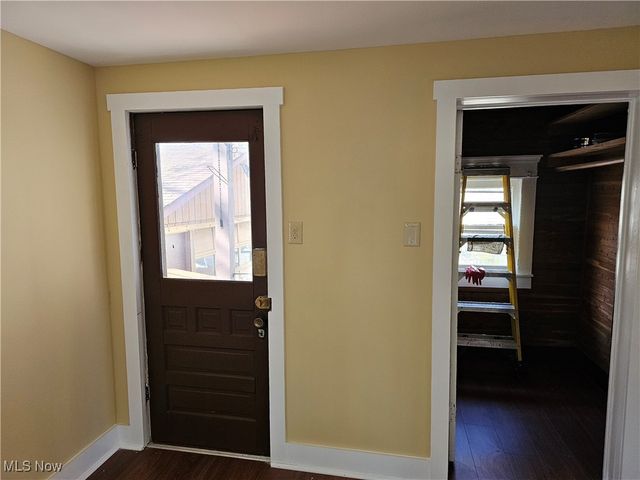 606 S 7th Street, Cambridge, OH 43725