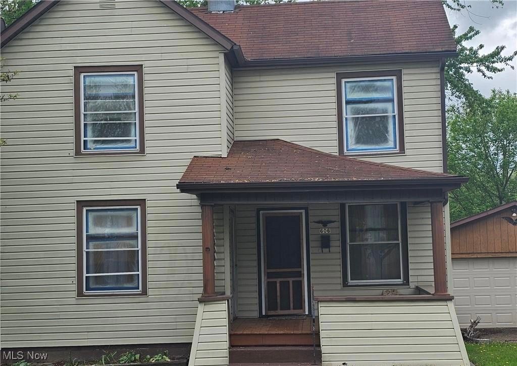 606 S 7th Street, Cambridge, OH 43725