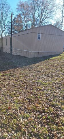 342 E Little Richland Rd, Waverly, TN 37185