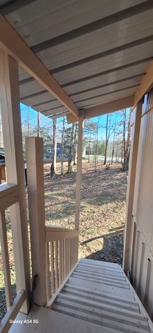 342 E Little Richland Rd, Waverly, TN 37185