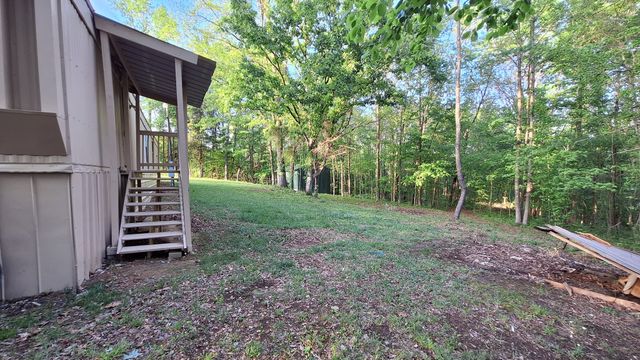 342 E Little Richland Rd, Waverly, TN 37185