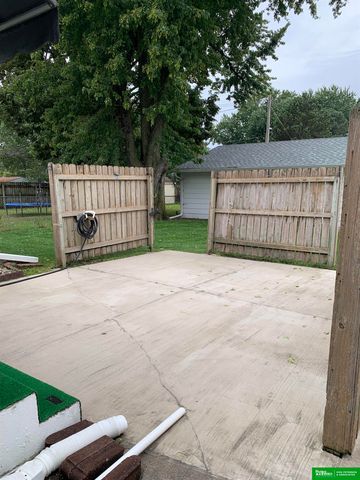1685 N Logan Street, Fremont, NE 68025