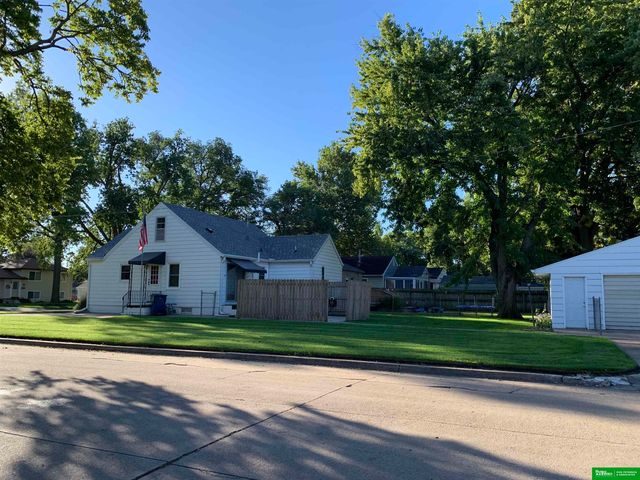 1685 N Logan Street, Fremont, NE 68025