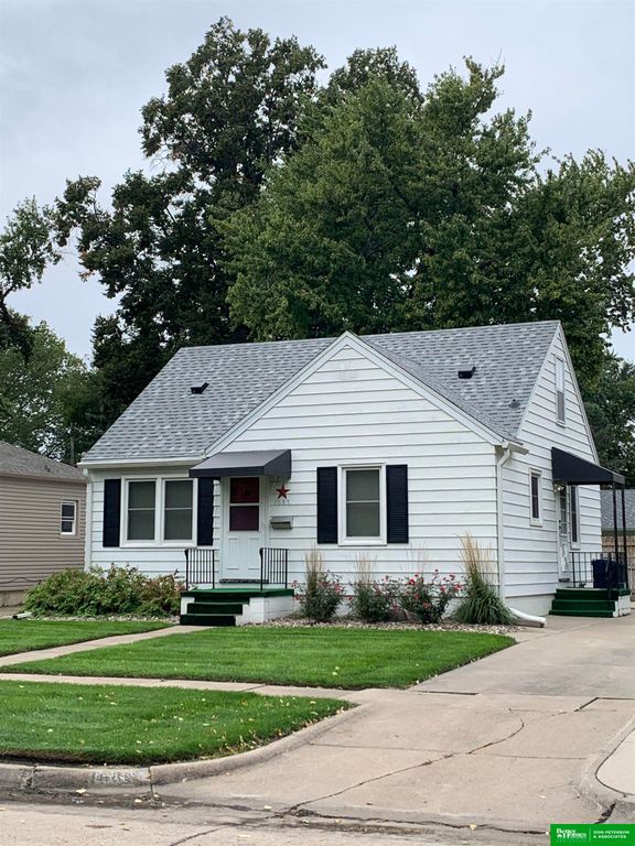 1685 N Logan Street, Fremont, NE 68025