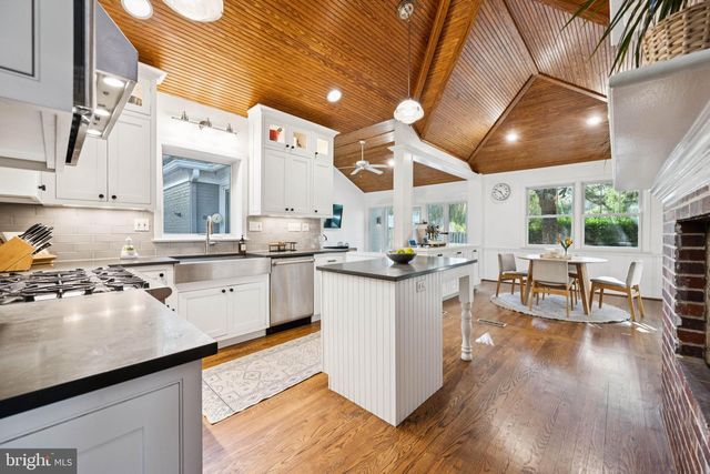 6 SPRING HILL CT, Chevy Chase, MD 20815