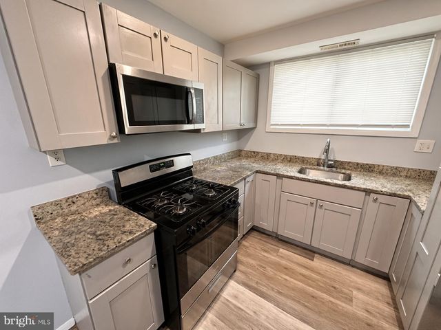 708 ALABAMA AVE SE, Washington, DC 20032