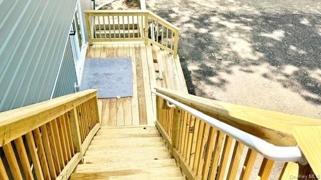 964 Sipp Avenue, Medford, NY 11763