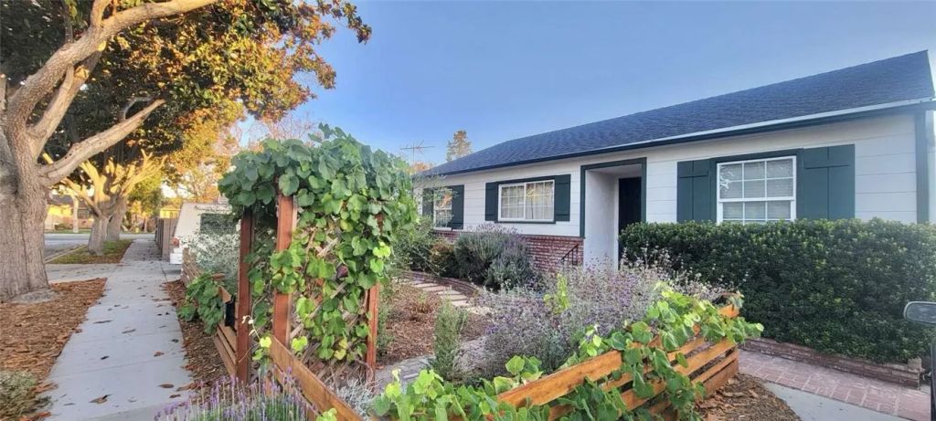 4331 Johanna Avenue, Lakewood, CA 90713