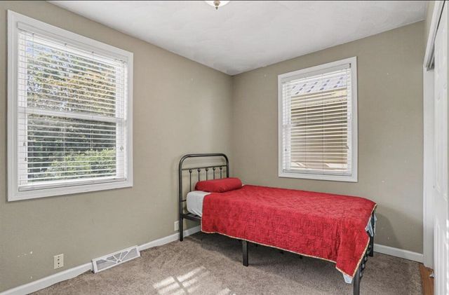 301 Pepperidge Lane, Battle Creek, MI 49015