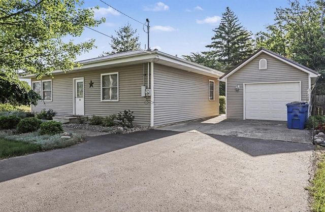 301 Pepperidge Lane, Battle Creek, MI 49015