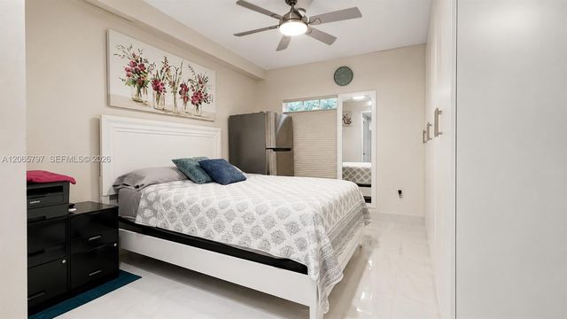 10294 S Fox Trail Road S 704, Royal Palm Beach, FL 33411