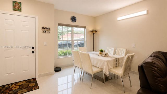 10294 S Fox Trail Road S 704, Royal Palm Beach, FL 33411