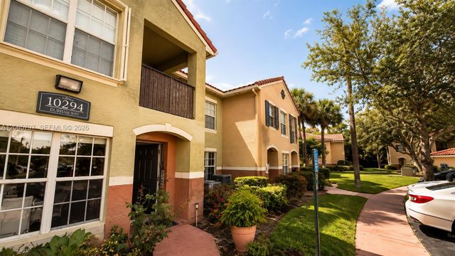 10294 S Fox Trail Road S 704, Royal Palm Beach, FL 33411