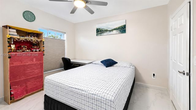 10294 S Fox Trail Road S 704, Royal Palm Beach, FL 33411