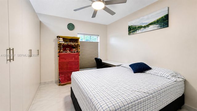 10294 S Fox Trail Road S 704, Royal Palm Beach, FL 33411