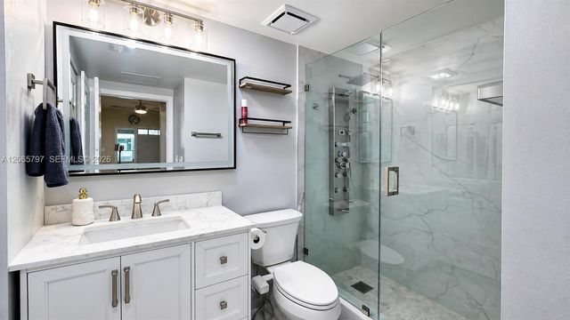 10294 S Fox Trail Road S 704, Royal Palm Beach, FL 33411