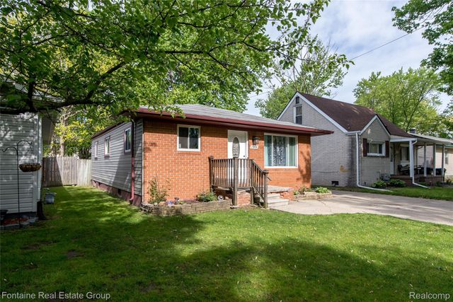 15714 McGuire Street, Taylor, MI 48180