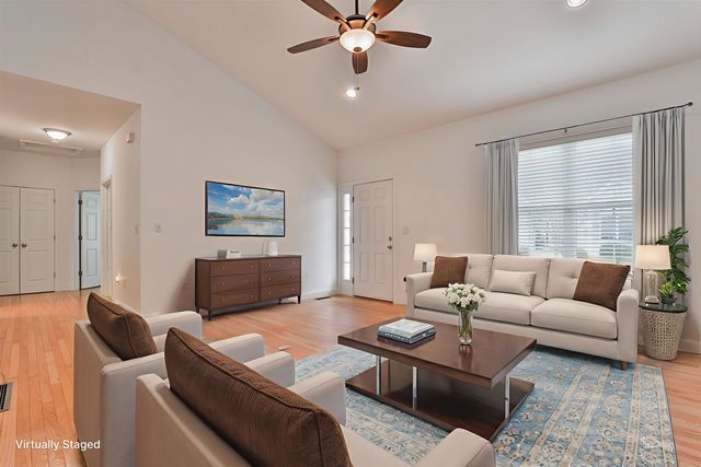 6 Sugar Plum Lane, Londonderry, NH 03053