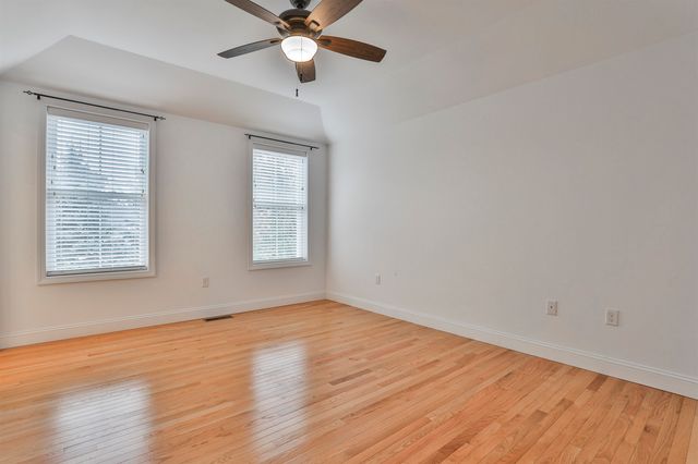 6 Sugar Plum Lane, Londonderry, NH 03053