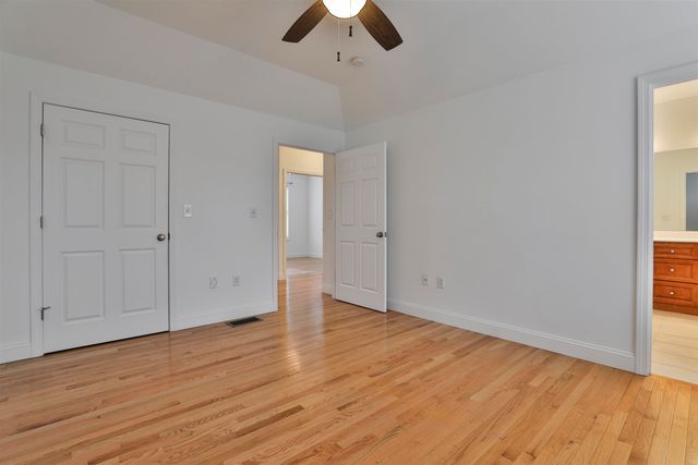 6 Sugar Plum Lane, Londonderry, NH 03053