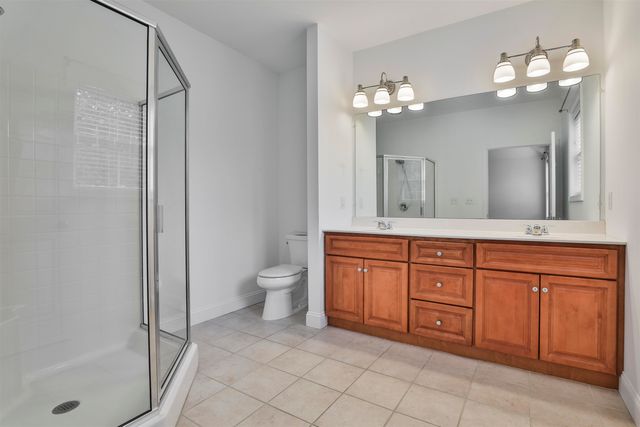 6 Sugar Plum Lane, Londonderry, NH 03053