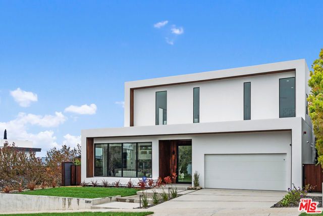 3207 Maplewood Avenue, Los Angeles, CA 90066