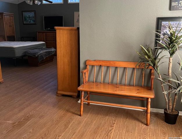 6203 Ridge Place Street, San Antonio, TX 78250