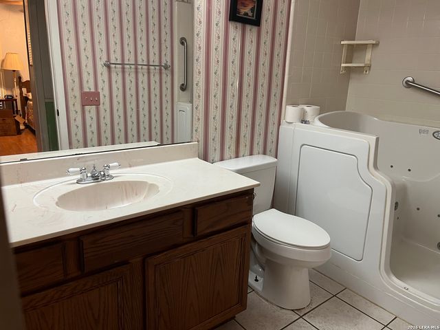 6203 Ridge Place Street, San Antonio, TX 78250