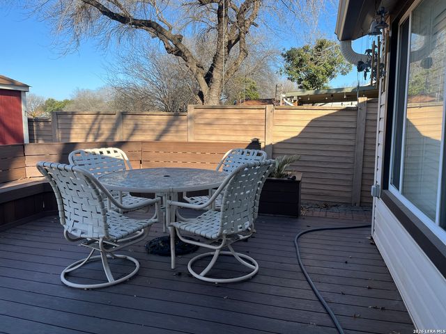 6203 Ridge Place Street, San Antonio, TX 78250