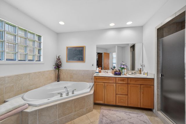 909 Tostenabe Lane, North Muskegon City, MI 49445