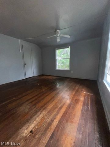 1467 E 250th Street, Euclid, OH 44117