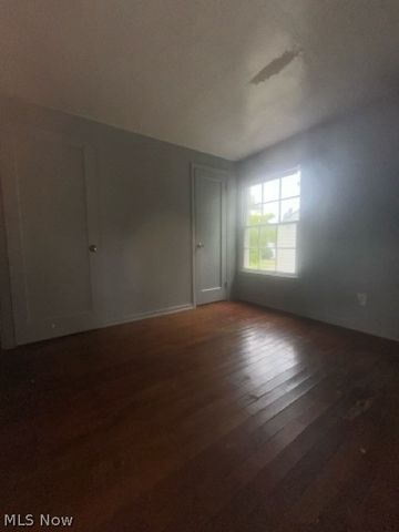 1467 E 250th Street, Euclid, OH 44117