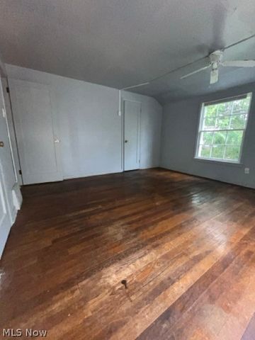 1467 E 250th Street, Euclid, OH 44117