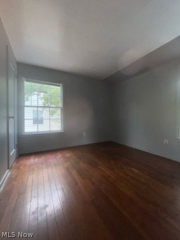 1467 E 250th Street, Euclid, OH 44117